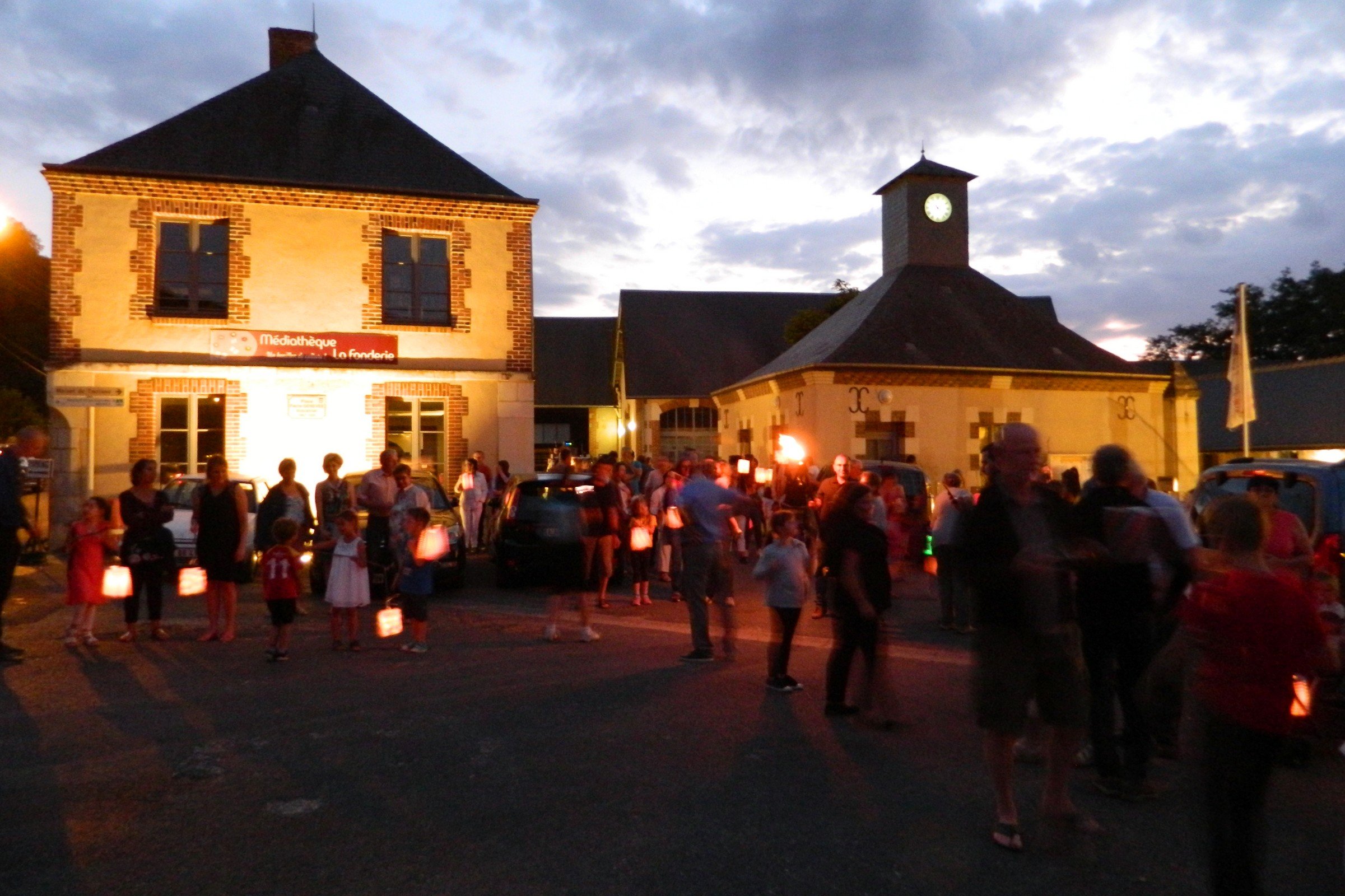 03_retraite aux flambeaux.JPG