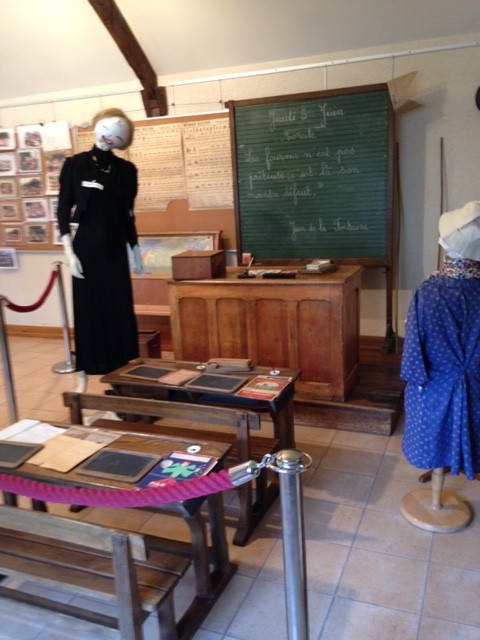 Maitres et écoliers  d_autrefois_1.jpg