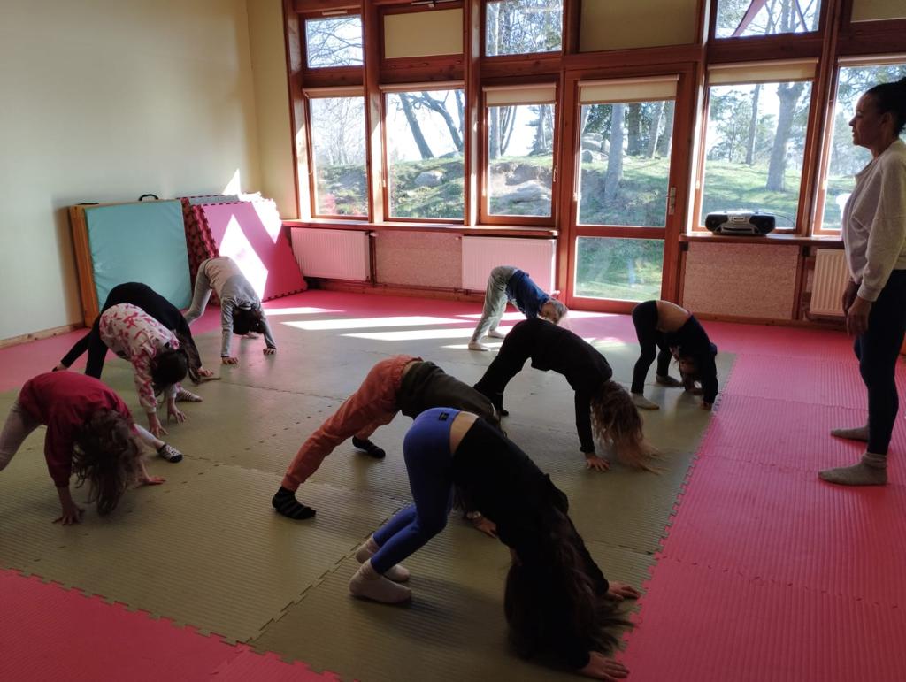 PHOTO-2023-04-06-17-01-47 2.jpg