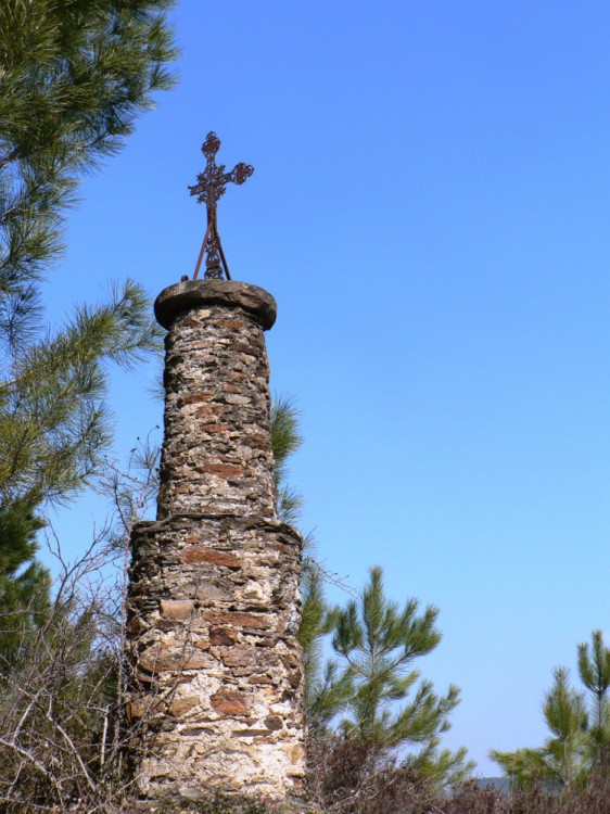 croix des Fiels route de Clamoux