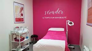 esthetic center _4_.jpg