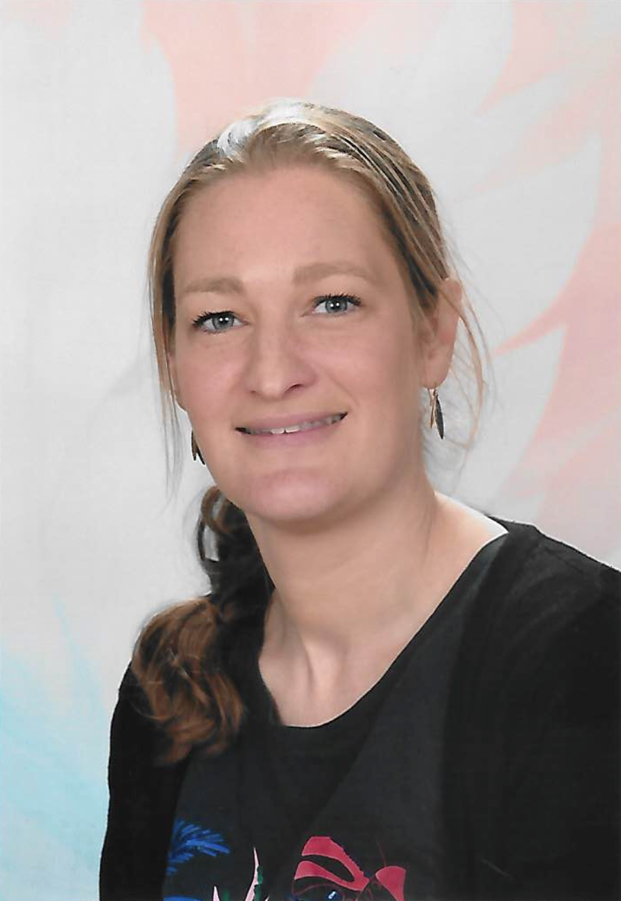 Amandine MULLIER Directrice d_école.png
