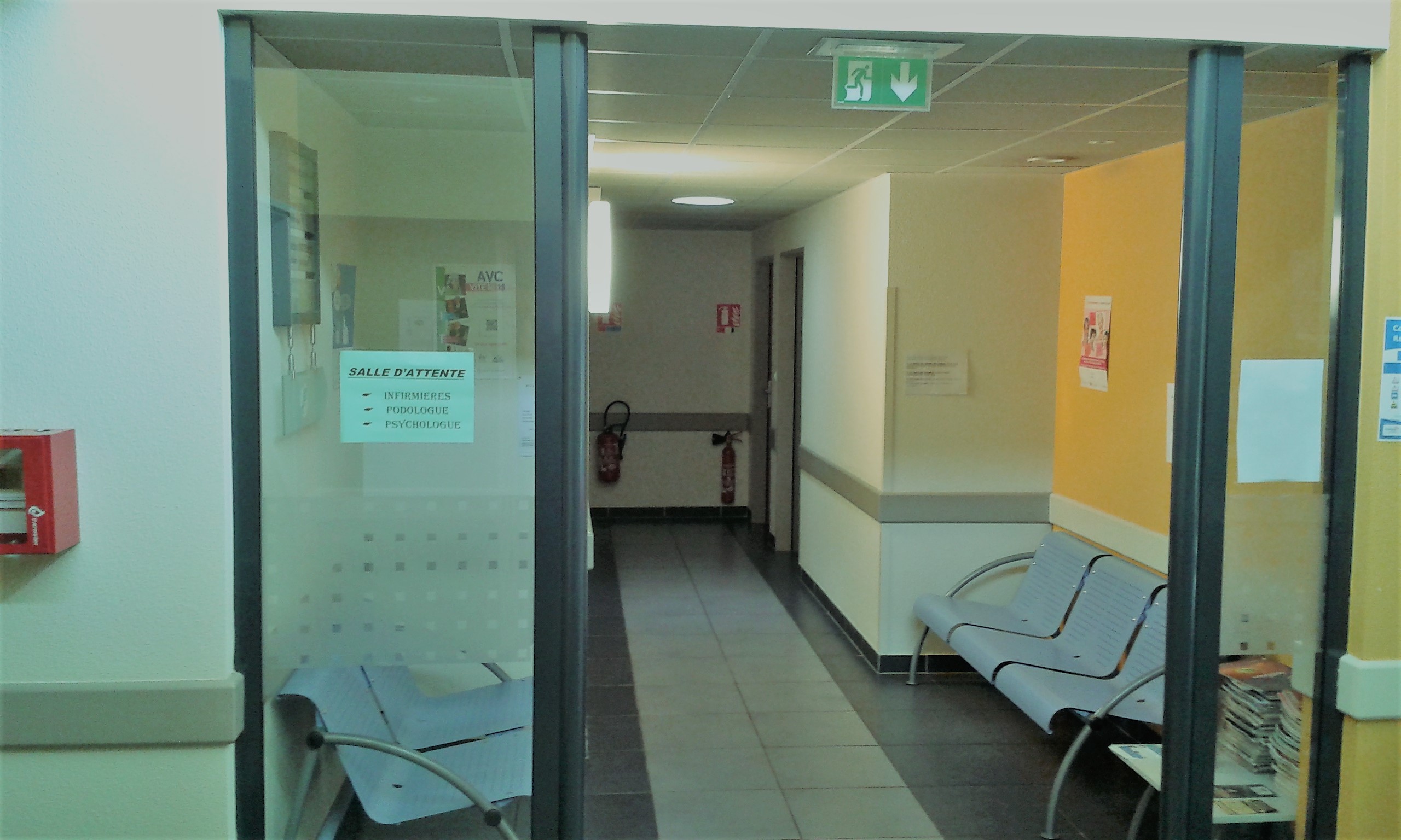 salle attente 1 inf,podo,psy.jpg