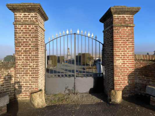 cimetière entrée2.png