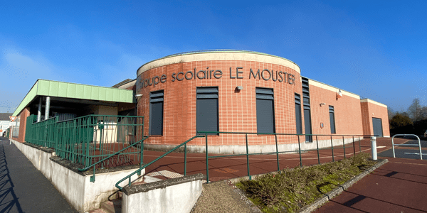 le moustier _3_ ajusté.png