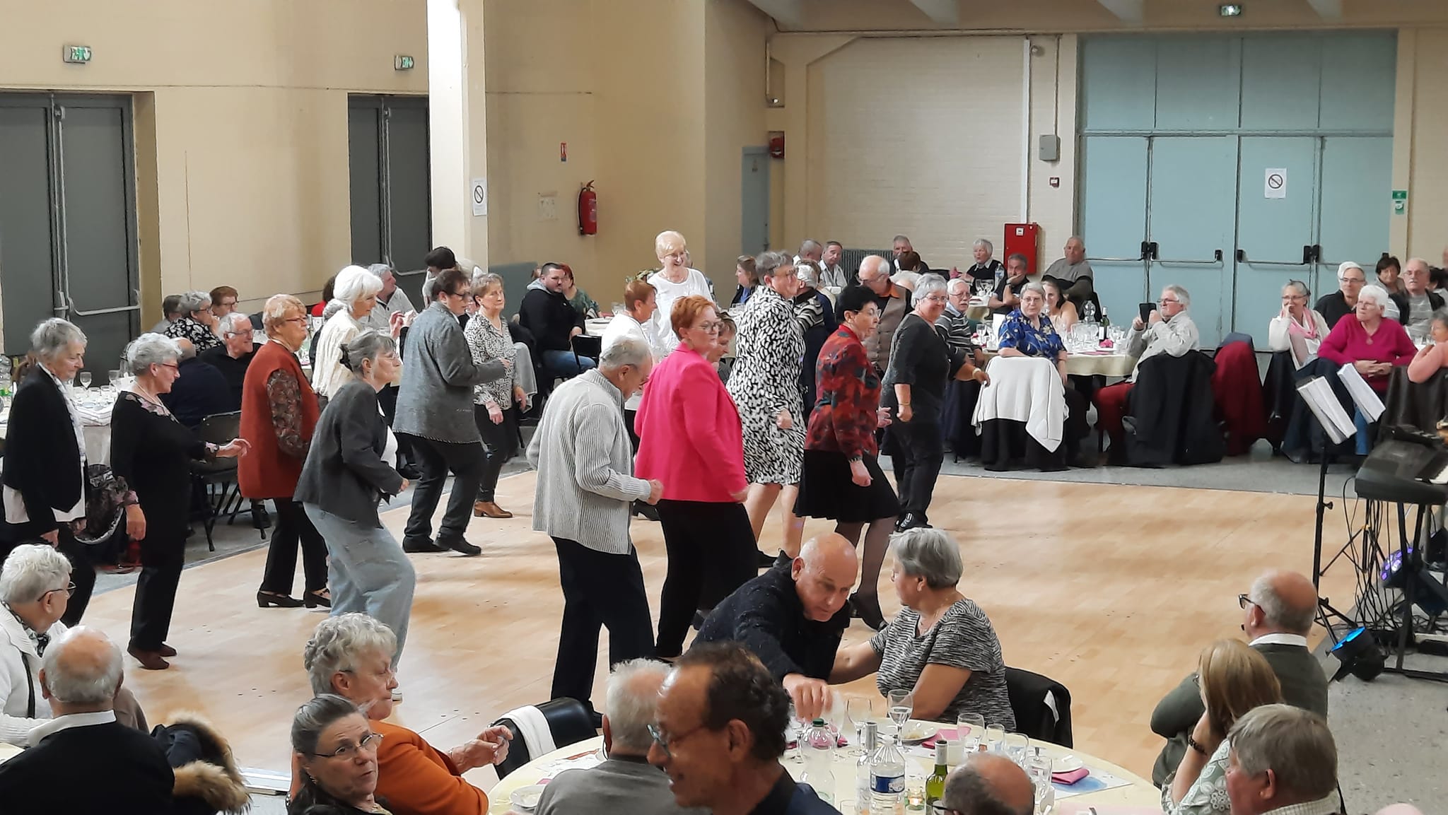 repas des ainés 4.jpg