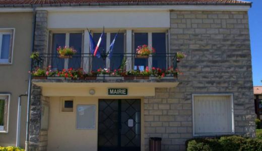 jussecourt.jpg
