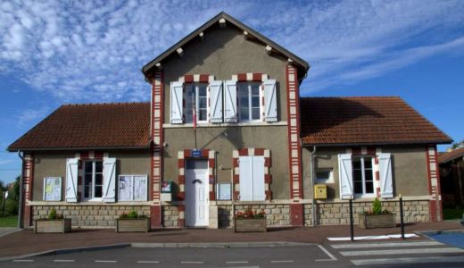 St Quentin les Marais.jpg