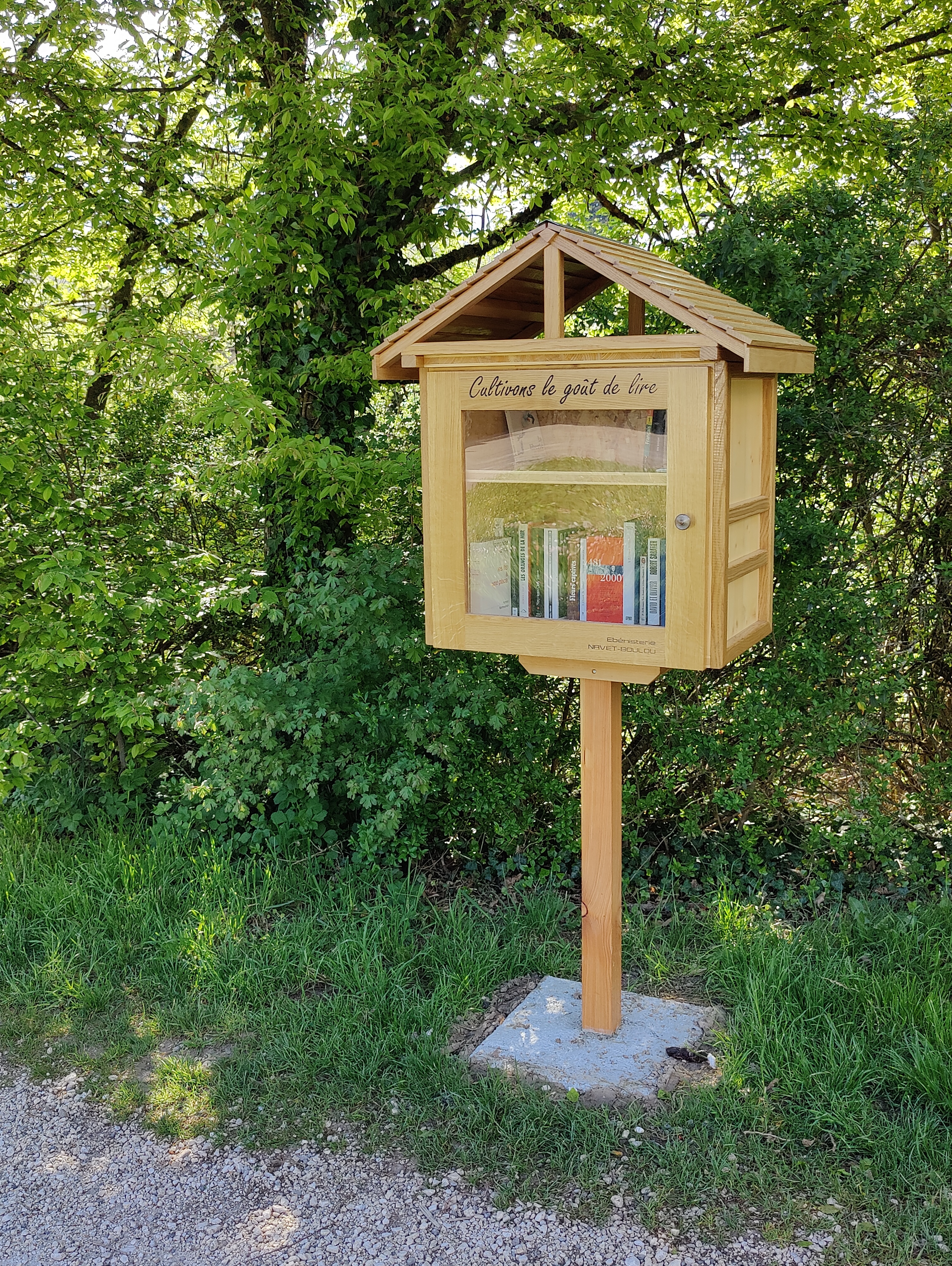 Boîte à livres PEUPLIERS.jpg