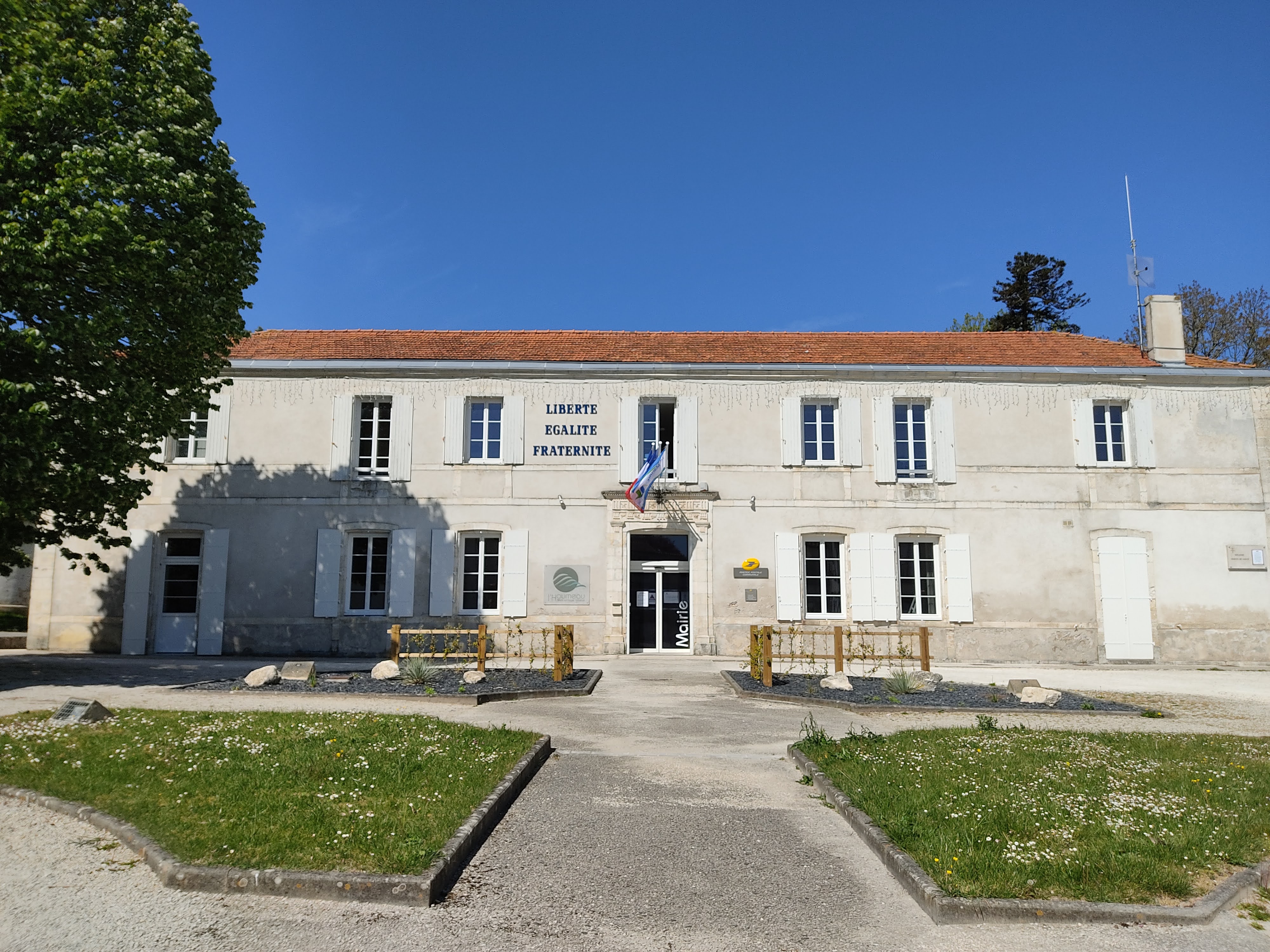 MAIRIE.jpg