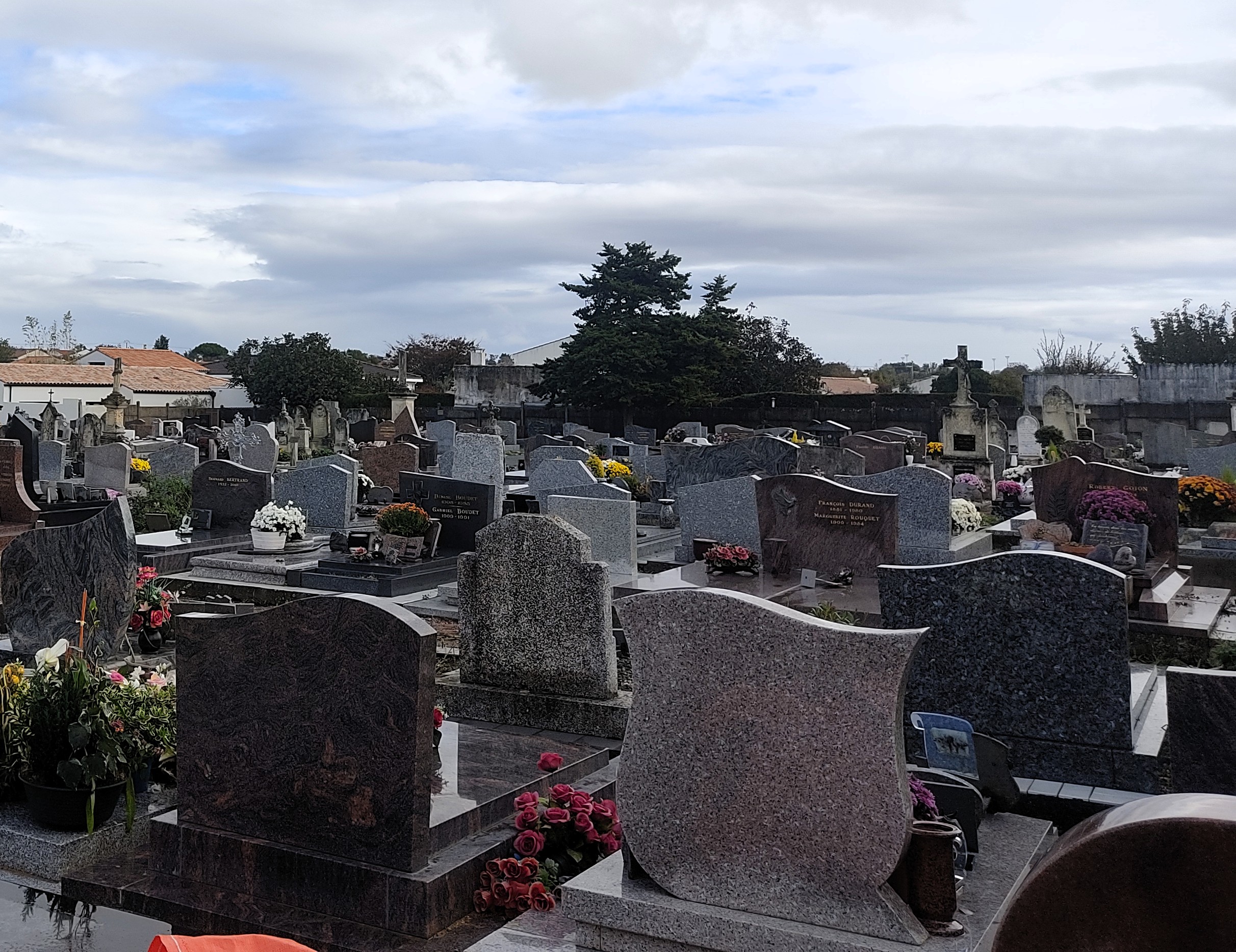 photo cimetière.jpg