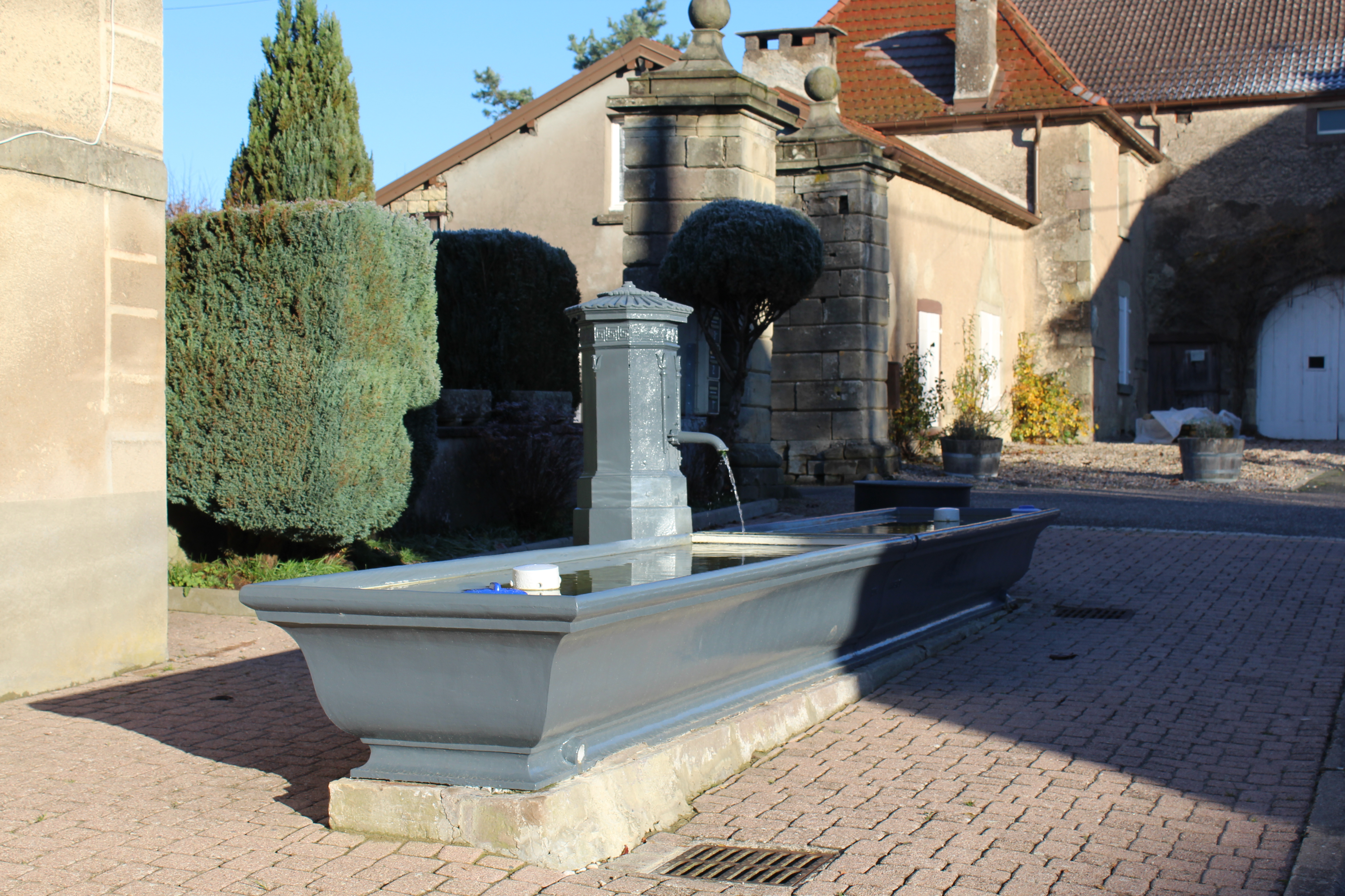 fontaine abreuvoir.jpg