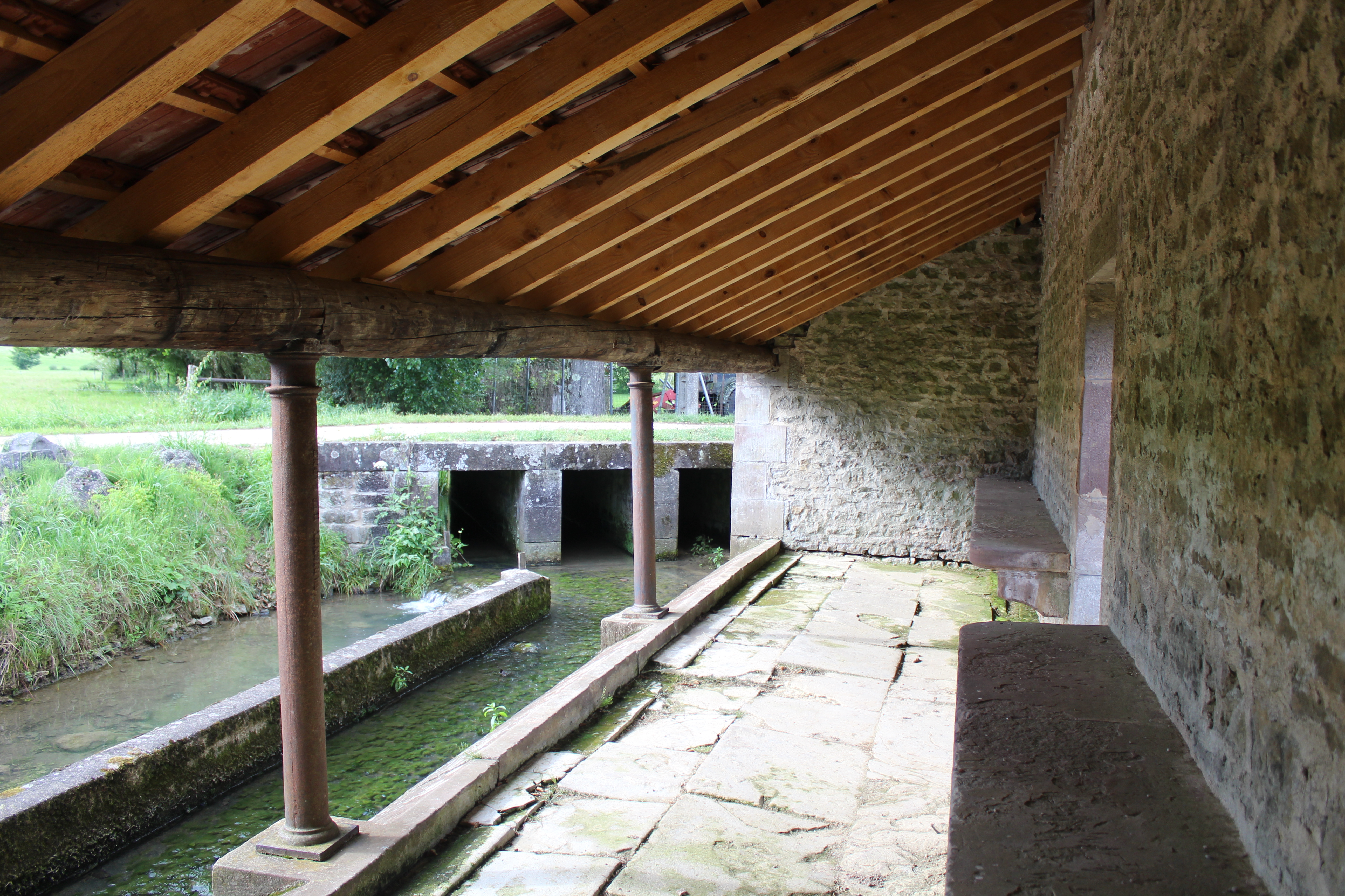 lavoir1.jpg