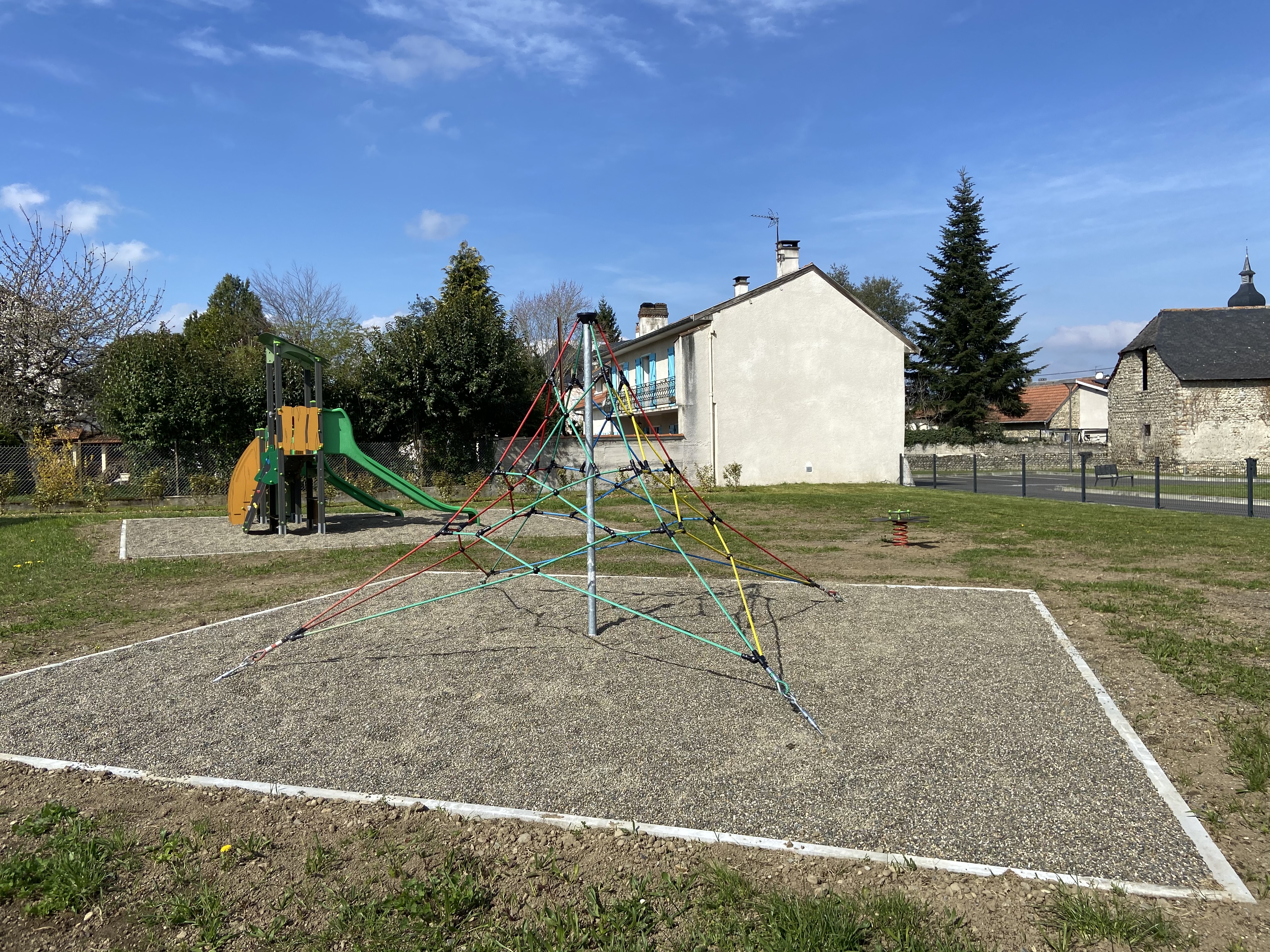 aire de jeux 1.jpg