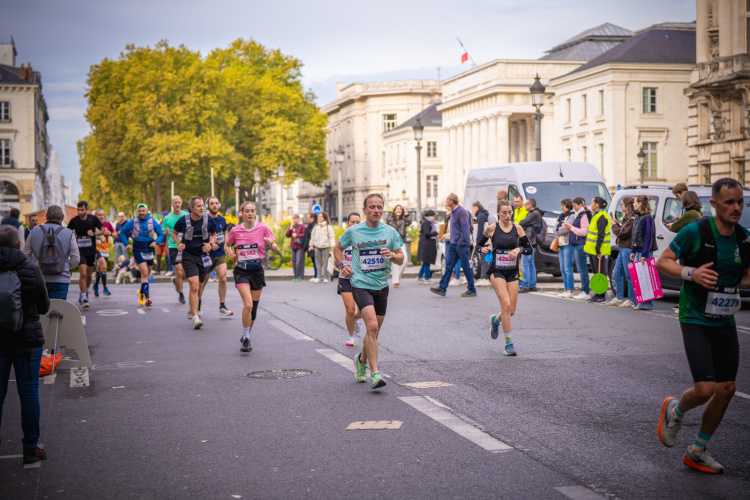 Le marathon dans les rues de Tours
