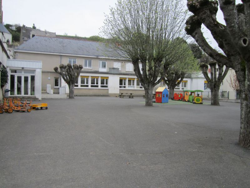 ecole-maternelle-vouvray.JPG