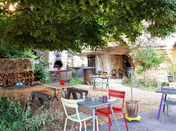 LES GUEULES NOIRES VOUVRAY.jpg