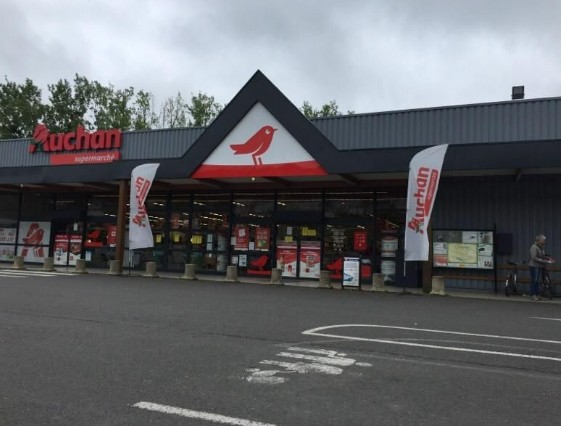 AUCHAN VOUVRAY.jpg