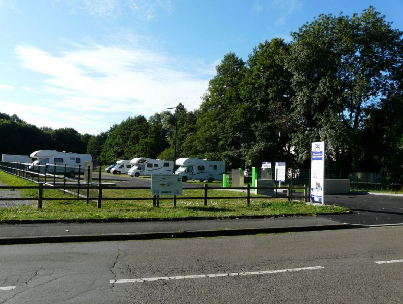 Photo aire de camping car de St Saturnin