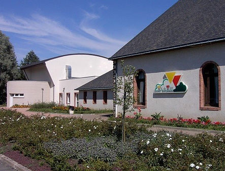 Centre culturel et d_animation du Val de Vray.jpg
