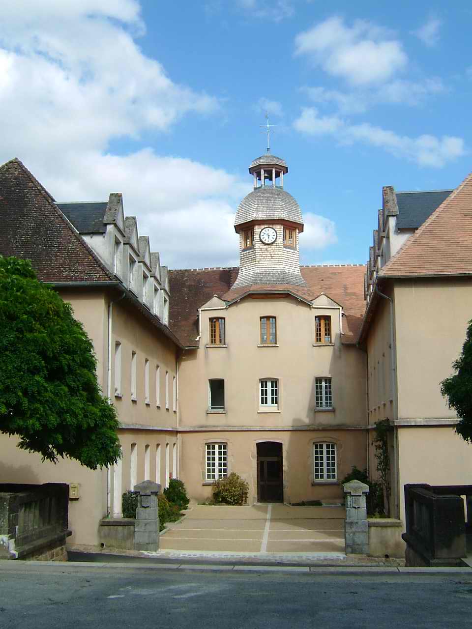 Vieux collège.jpg