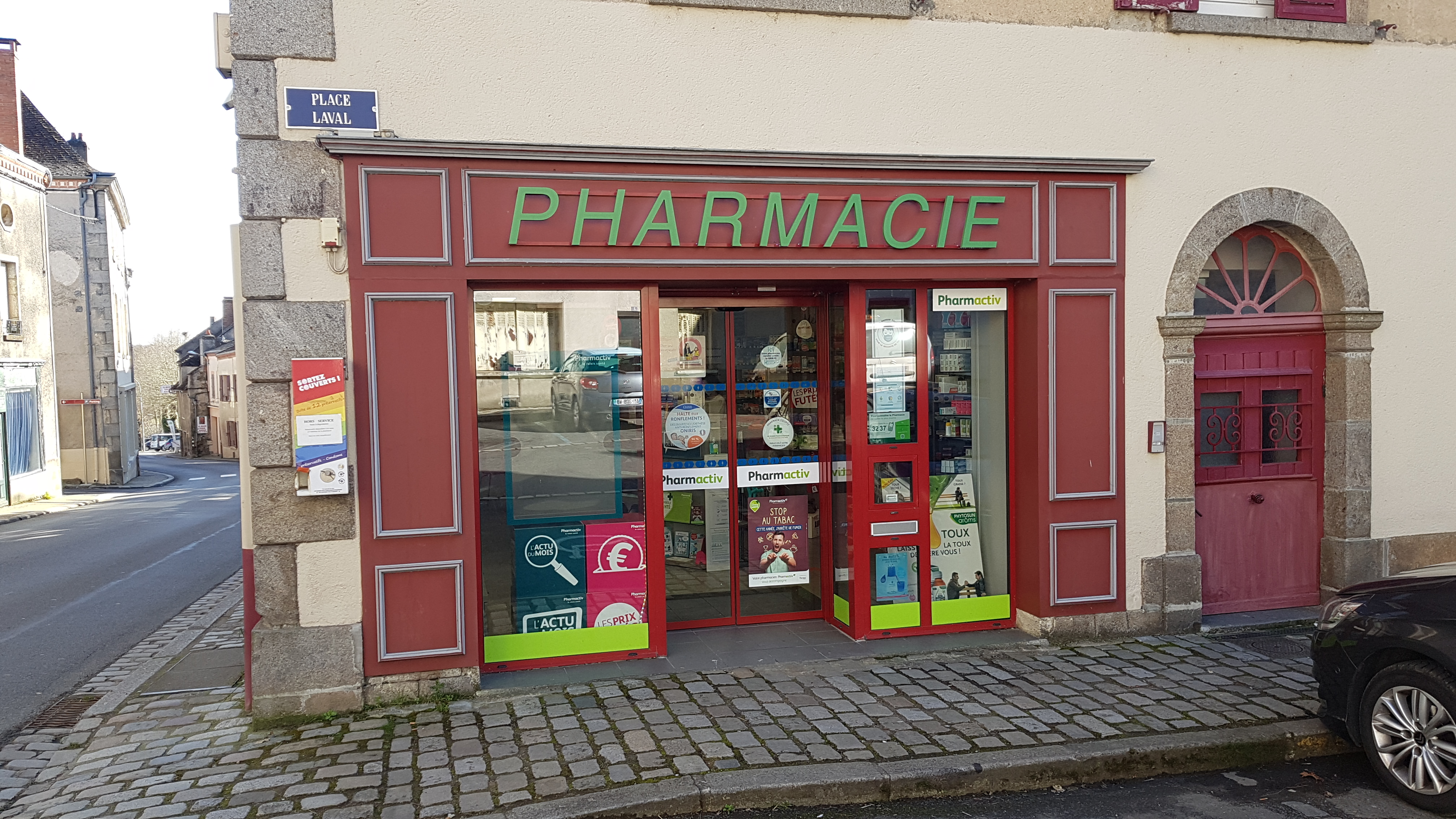 PHARMACIE HAZARD.jpg
