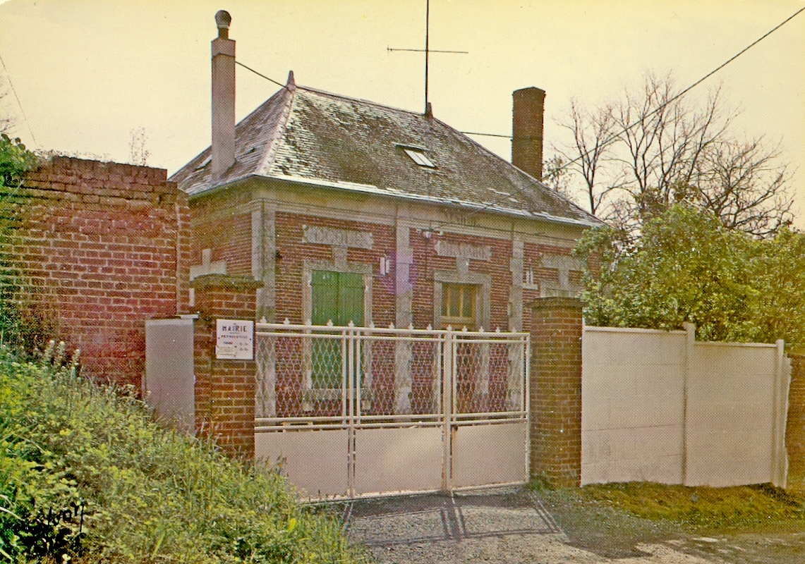 l_école et la mairie.jpg