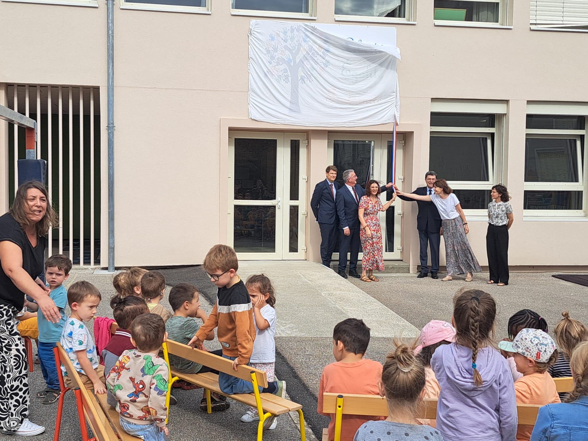 inauguration fresque.jpeg
