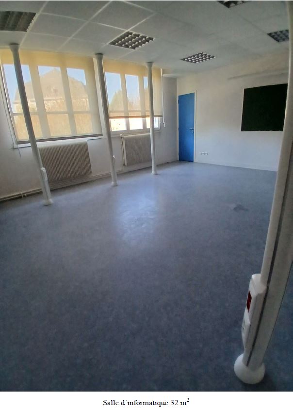 Salle d_informatique.JPG