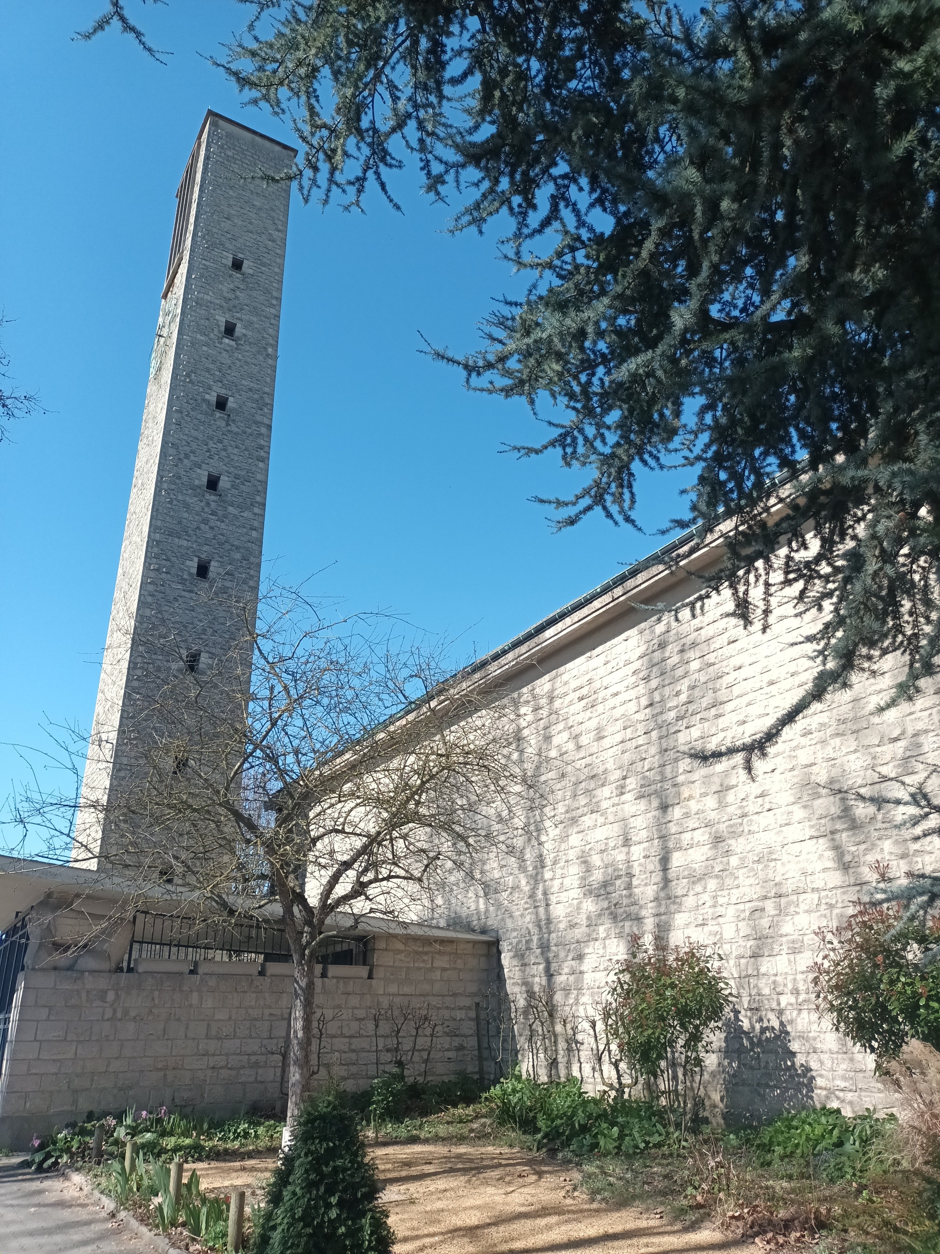 eglise bernes.jpg