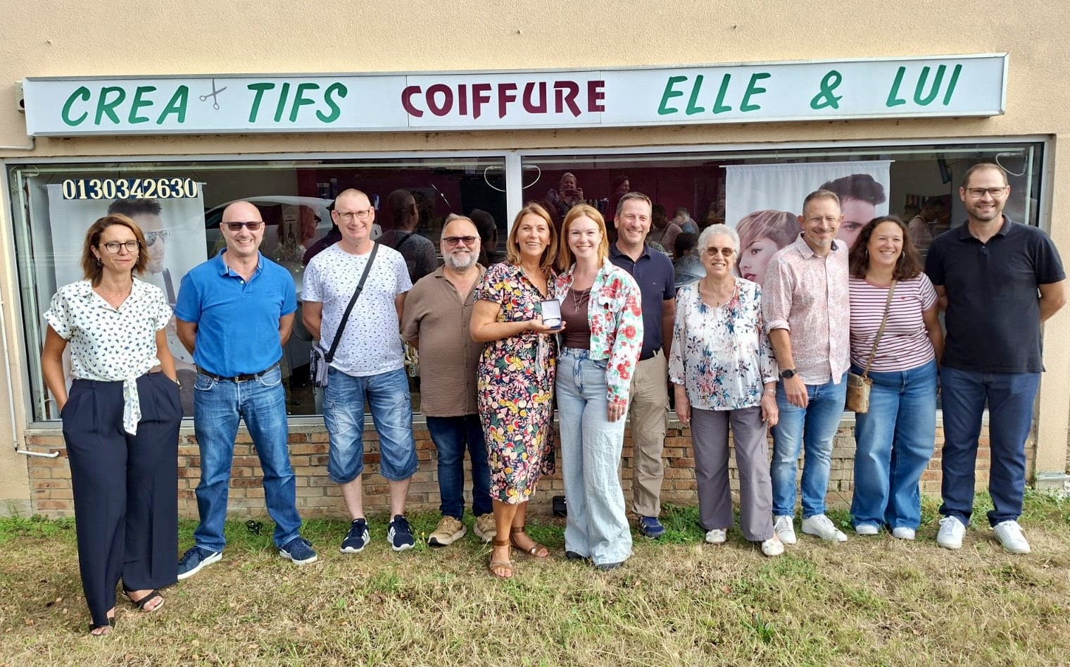 Salon de coiffure changement de propriétaire.jpg