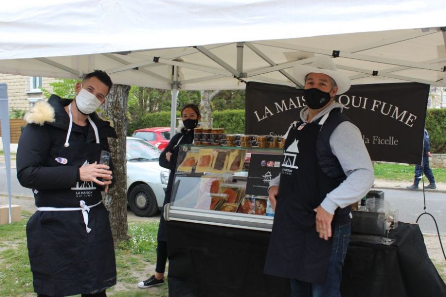 la maison qui fume.jpeg