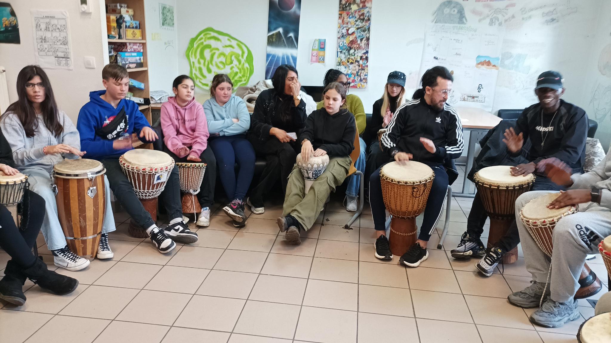 initiation djembé.jpg