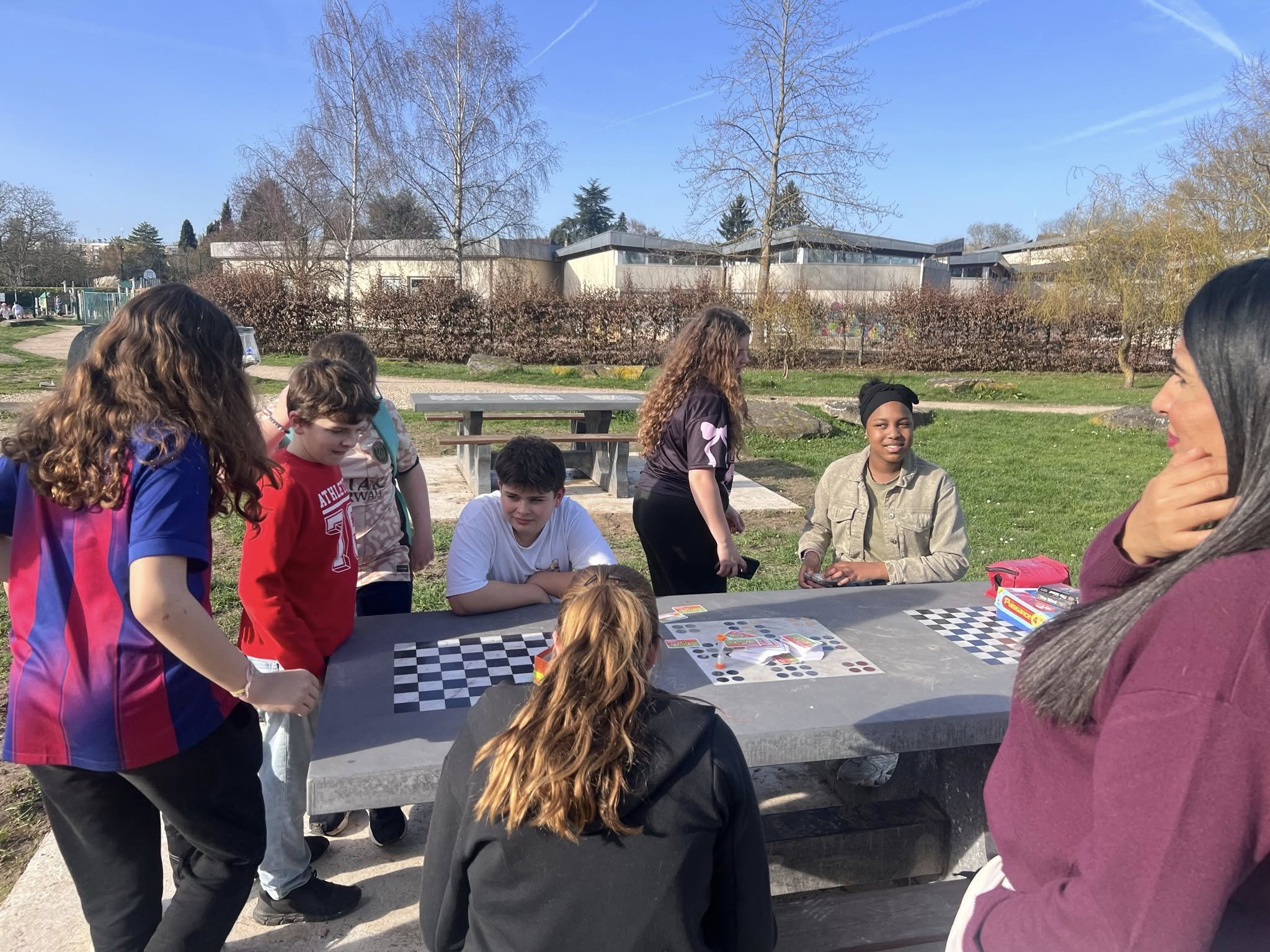 local jeunes fe 6.jpg