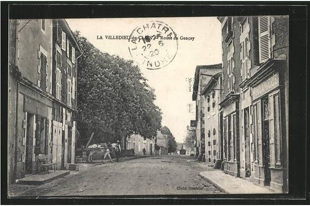 place-de-la-mairie_2.jpg