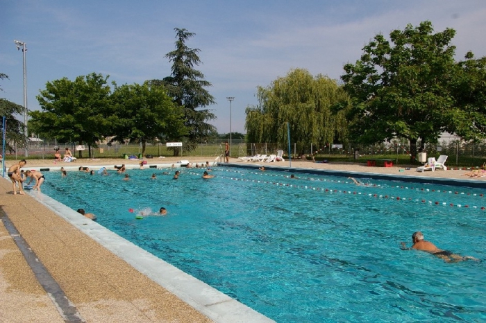 piscine belleville.jpg