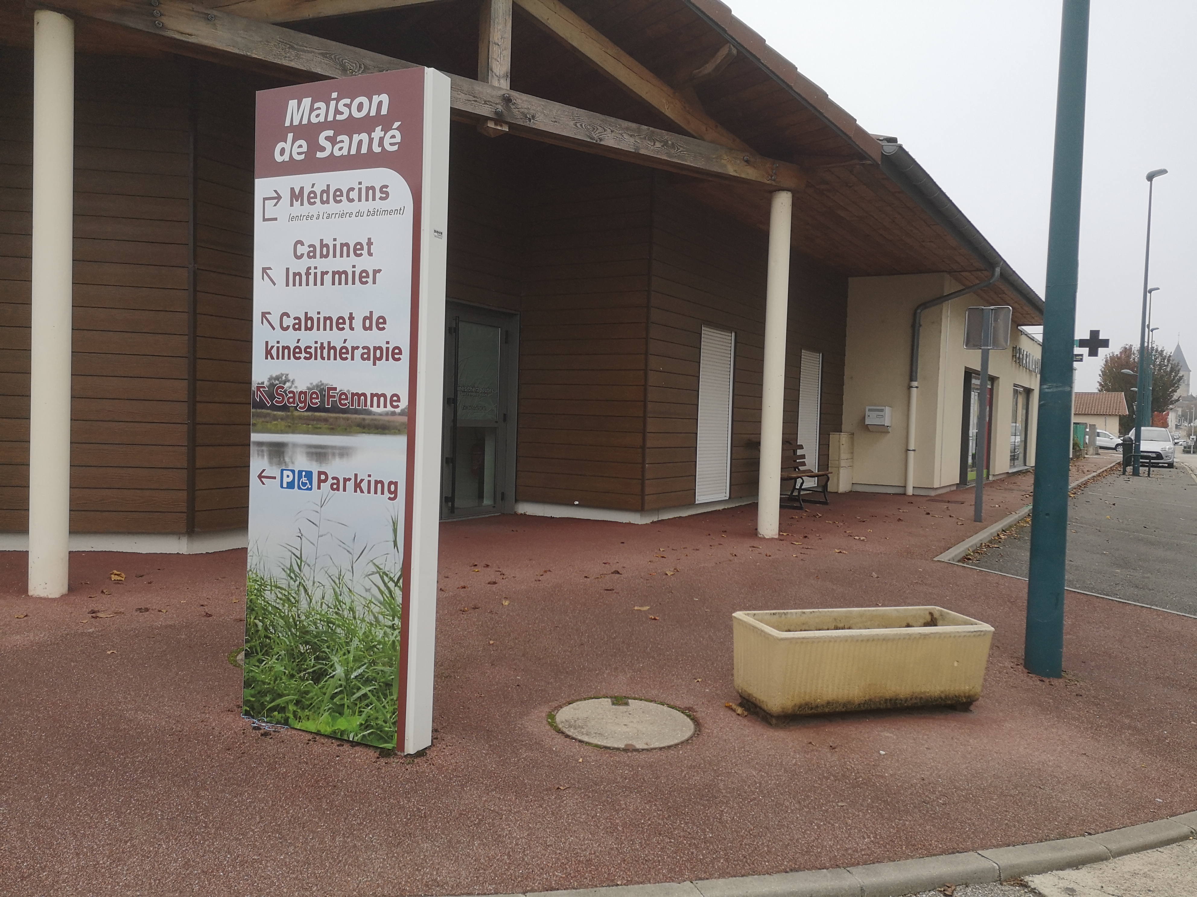 pole santé.jpg