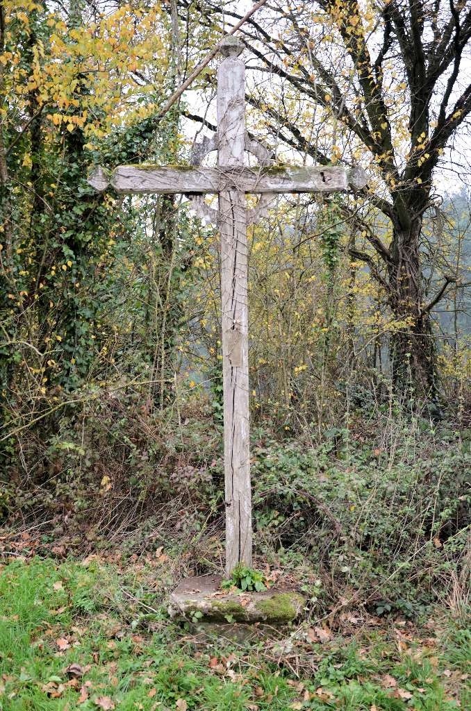 Croix de Treguier.jpg