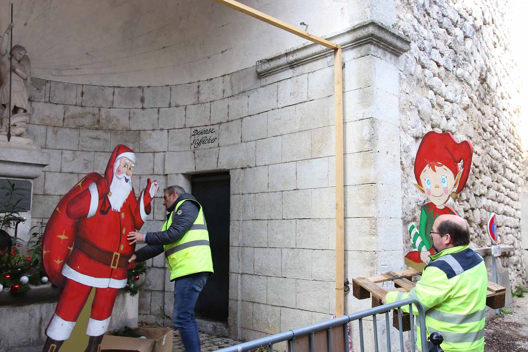 ©goticaardecana Jérôme Rolland- Noel decoration LGA 301122 - 2022-11-30 09.49.12.jpg