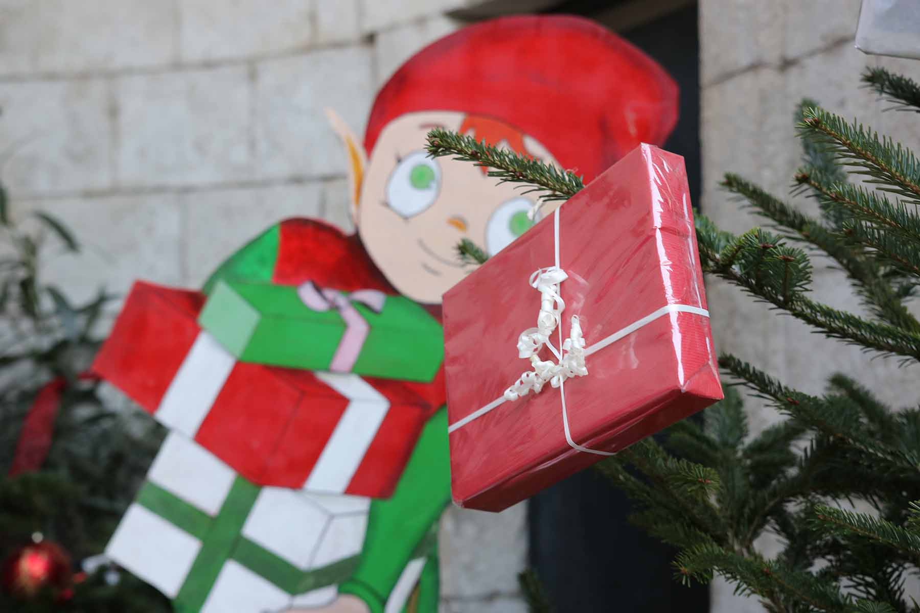 ©goticaardecana Jérôme Rolland- Noel decoration LGA 301122 - 2022-11-30 16.33.18.jpg