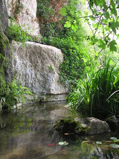 LGA - Jardin fontaine.jpg