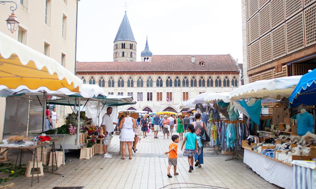 marché de cluny.jpg