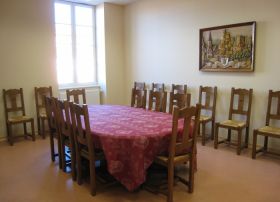 salle fraternité.jpg