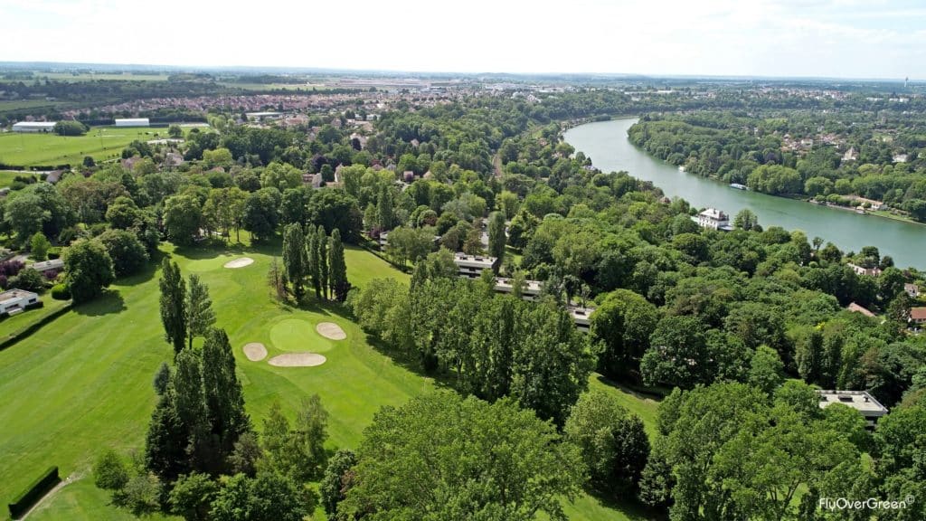 Exclusiv-Golf-du-Coudray-UGOLF-Vue-aerienne-du-parcours-de-golf-1024x576.jpg