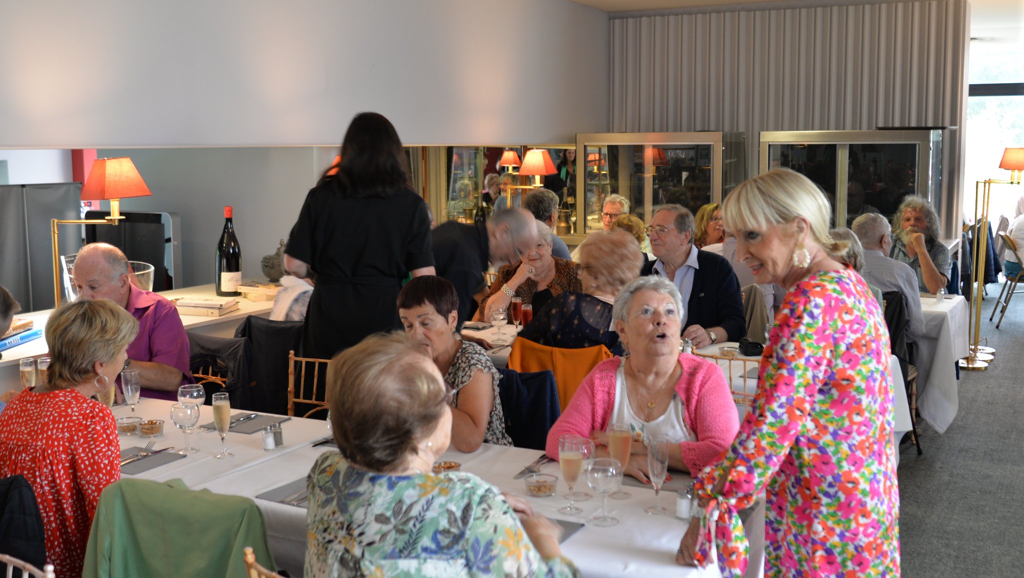 Repas Age d_Or 2.jpg