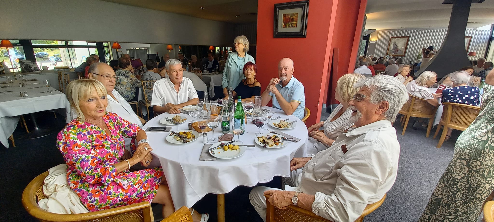 Repas Age d_Or 7.jpg