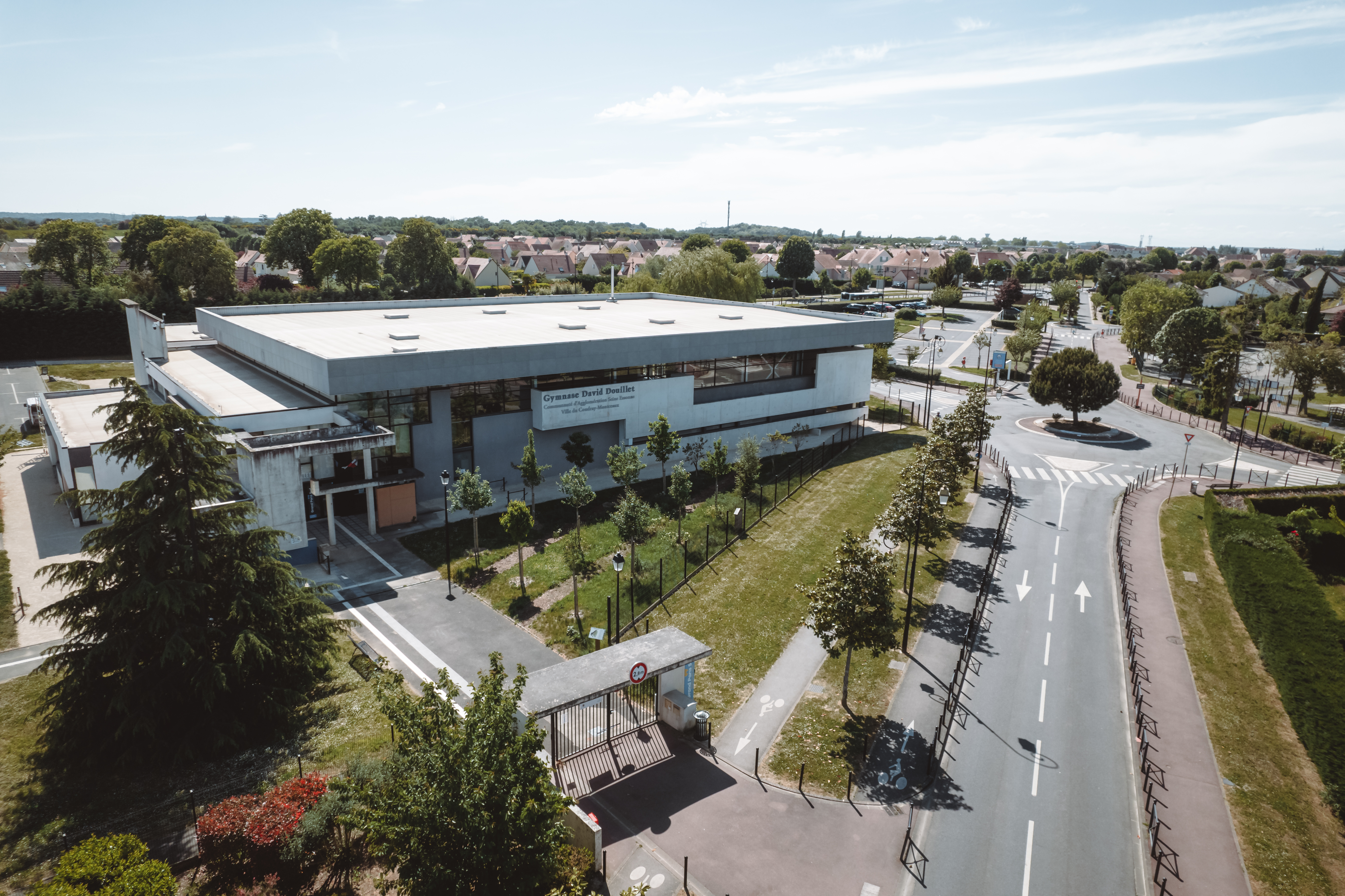 REPORTAGE MAG LE COUDRAY MONTCEAUX MA VILLLE-108.jpg