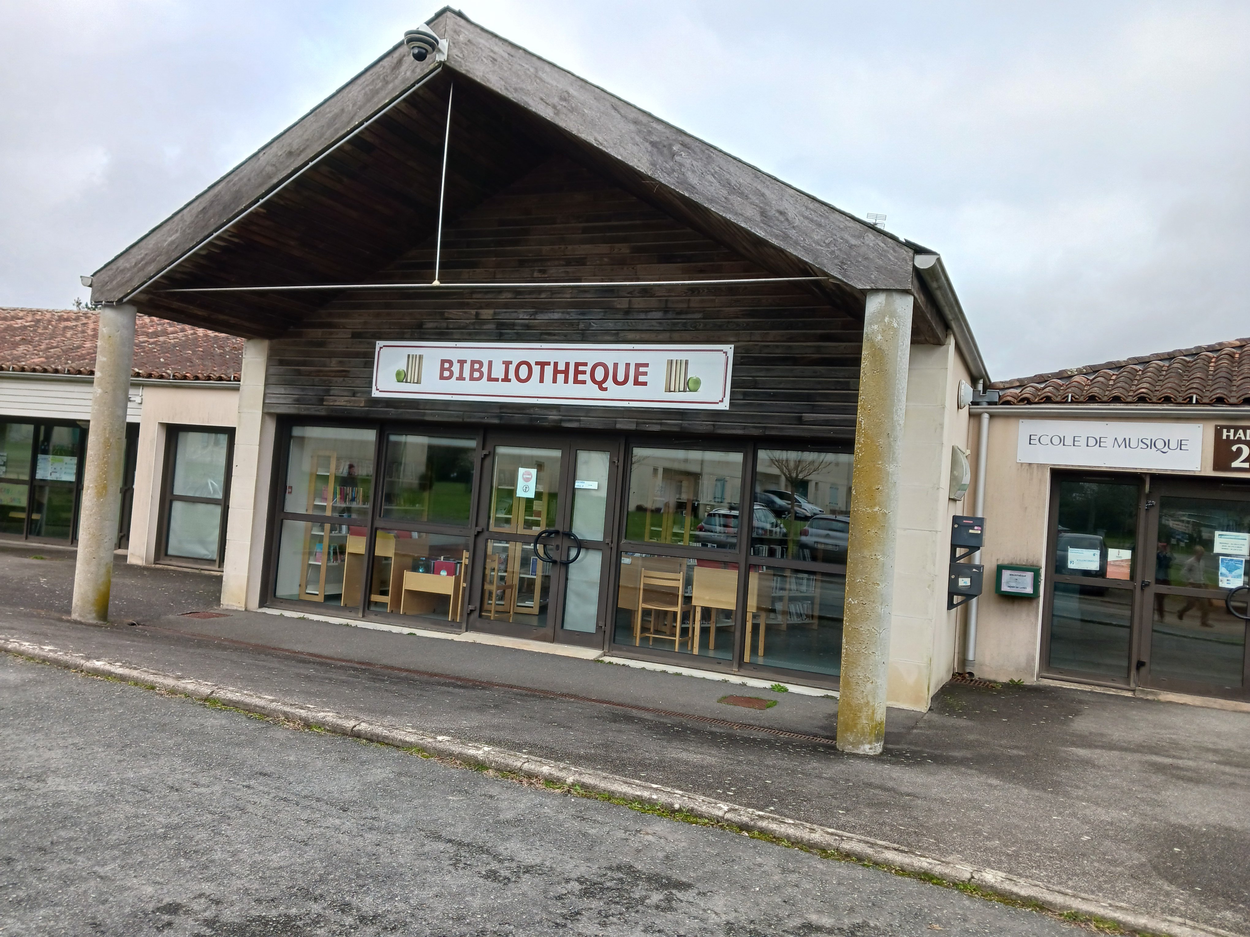 bibliotheque LCLV.jpg