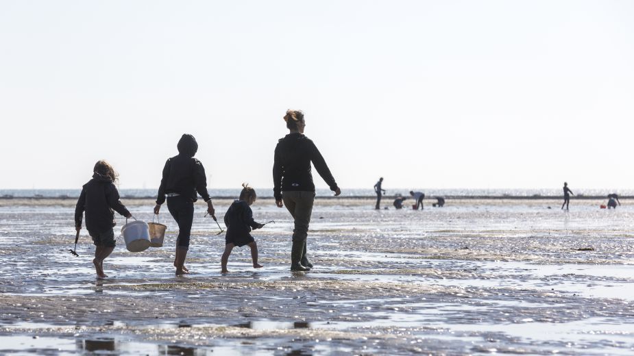 img peche famille.jpg