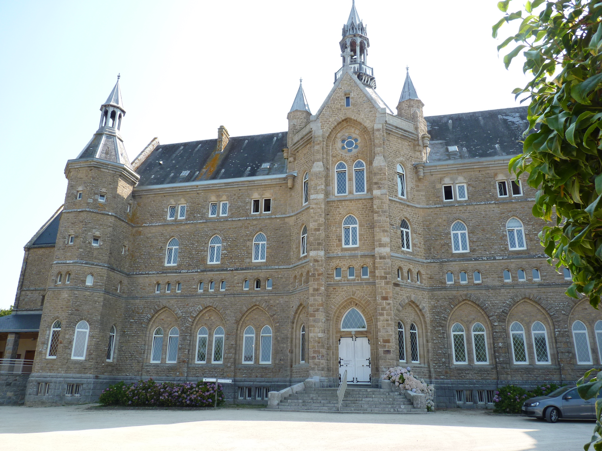 Abbaye St Michel6.JPG